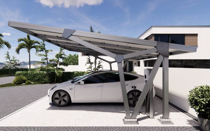Telo Tettoia per auto. I nostri teli in PVC TRIPLO-STRATO sono ultra resistenti, completamente impermeabili e certificati antigrandine.